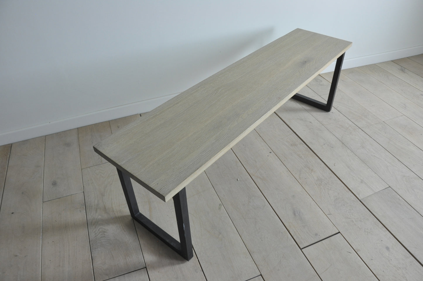 Neptune Carter bench