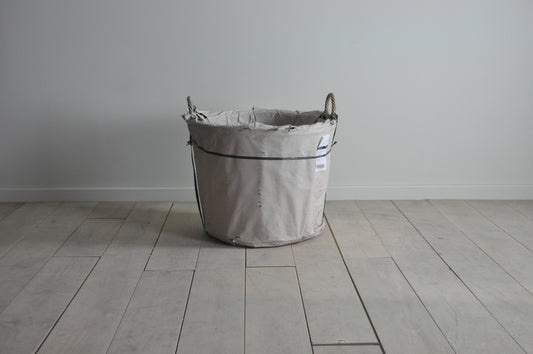 Neptune Somerton lined planter