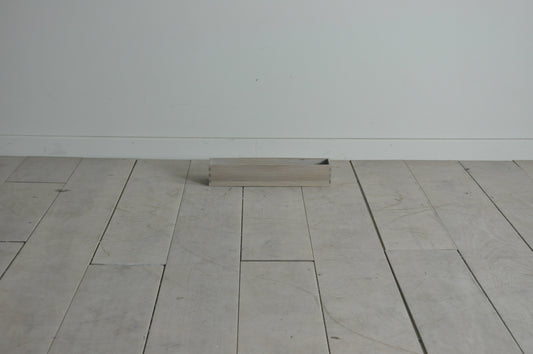 Neptune Orford tray 11 seasoned oak