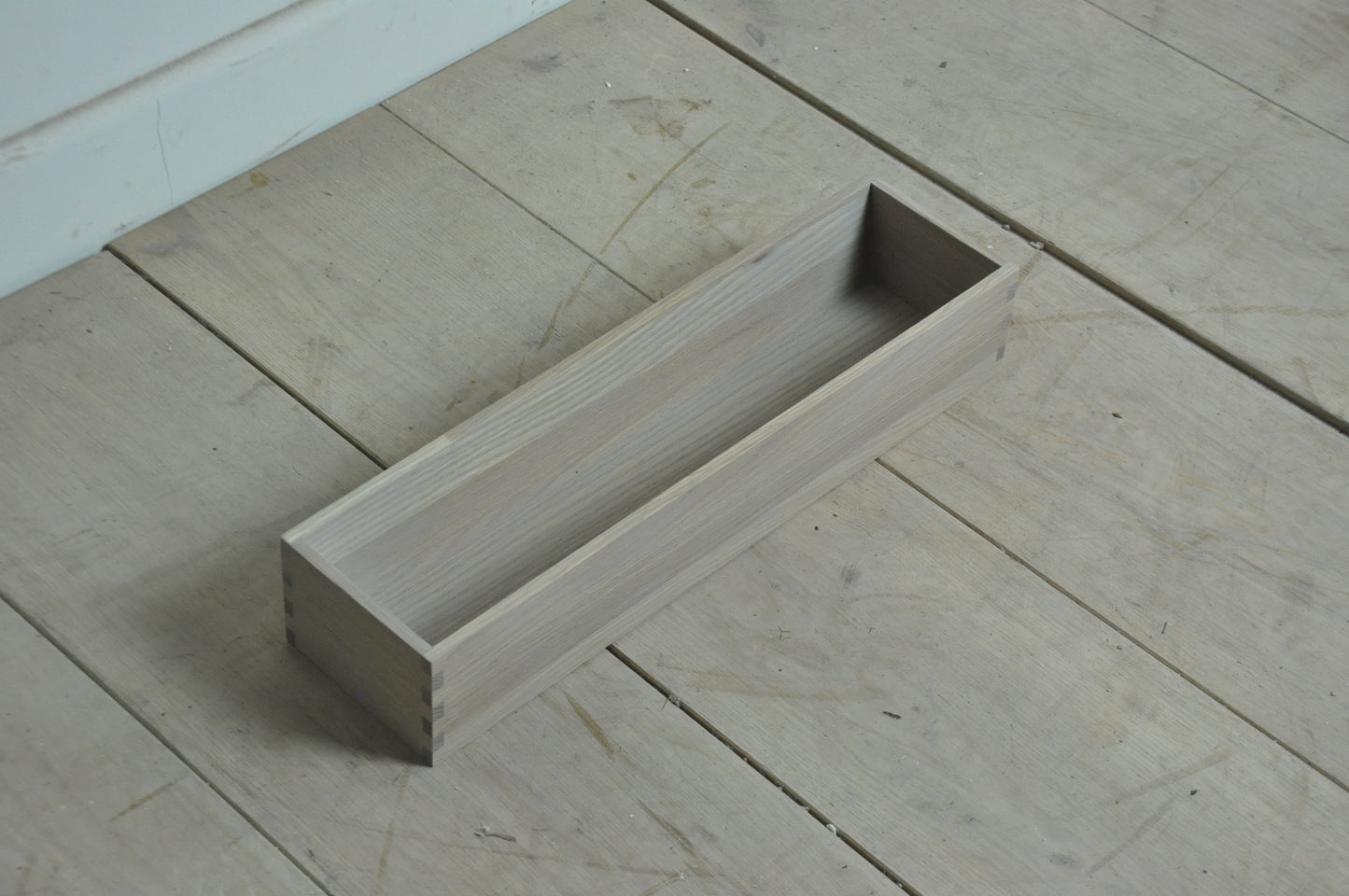 Neptune Orford tray 11 seasoned oak
