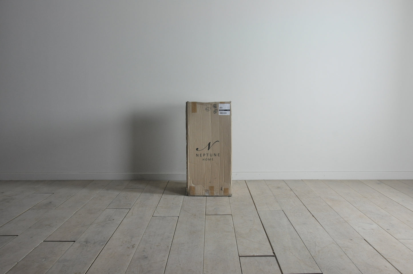 Neptune Chichester 325 1 door wall cabinet left-opening in Limestone