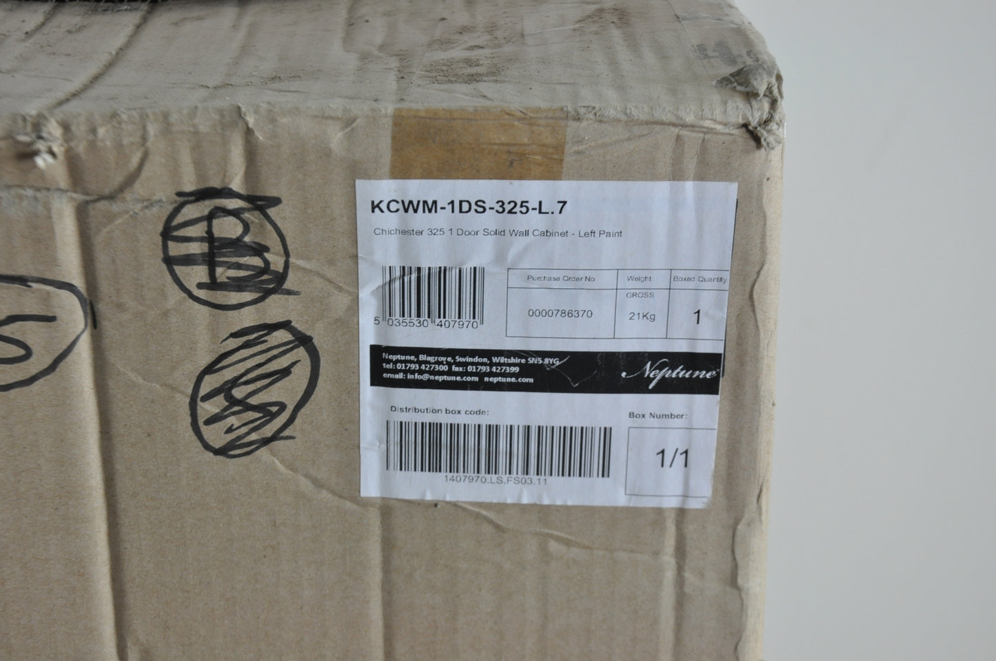 Neptune Chichester 325 1 door wall cabinet left-opening in Limestone