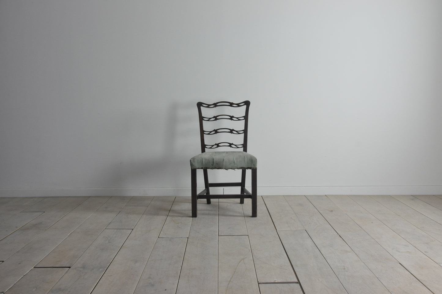 C18th mahogany dining chair