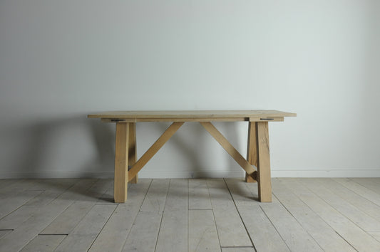 Razlog 6-8 seater rectangular natural light oak table