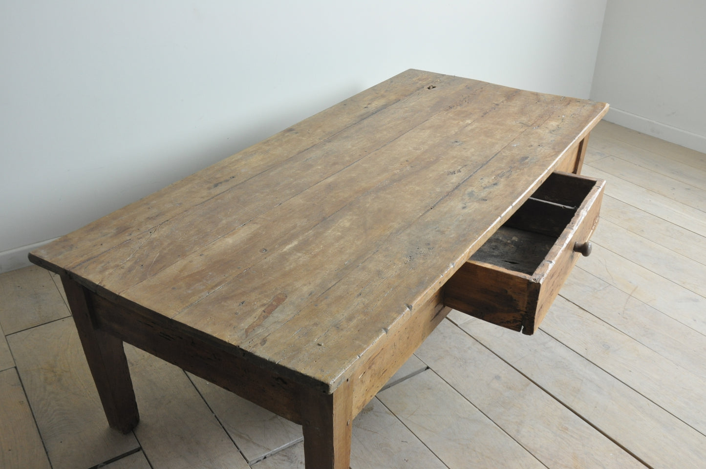 Old French coffee table with single drawer