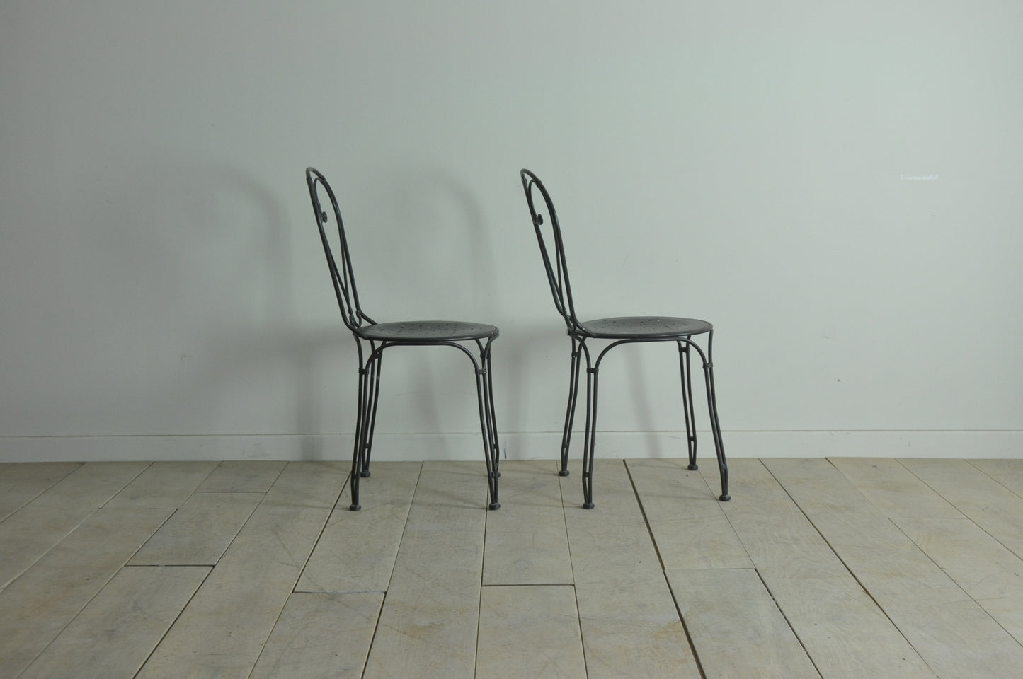 Neptune Boscombe black bistro chair without arms