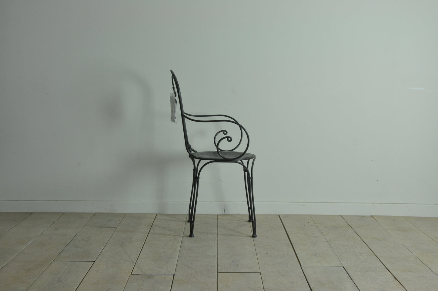 Neptune Boscombe black bistro chair with arms