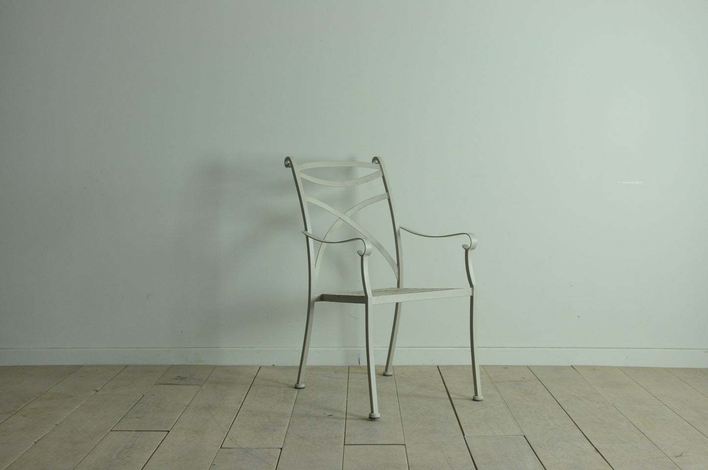 Neptune Montpellier cream metal chair