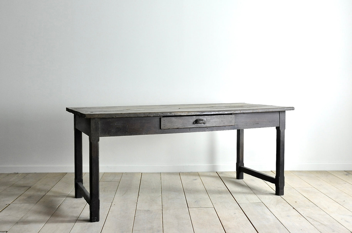 French antique dining table