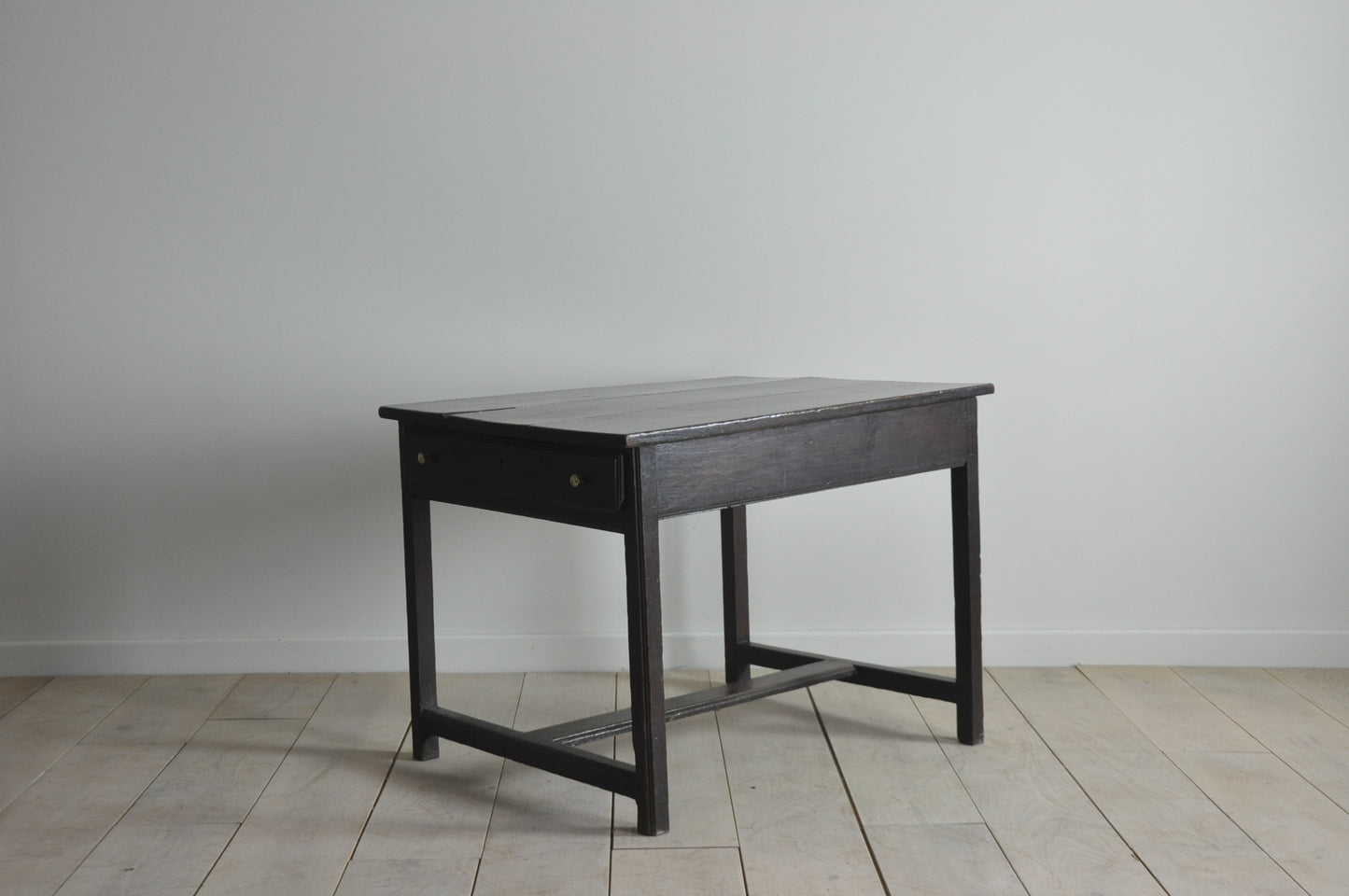 Welsh oak tavern table