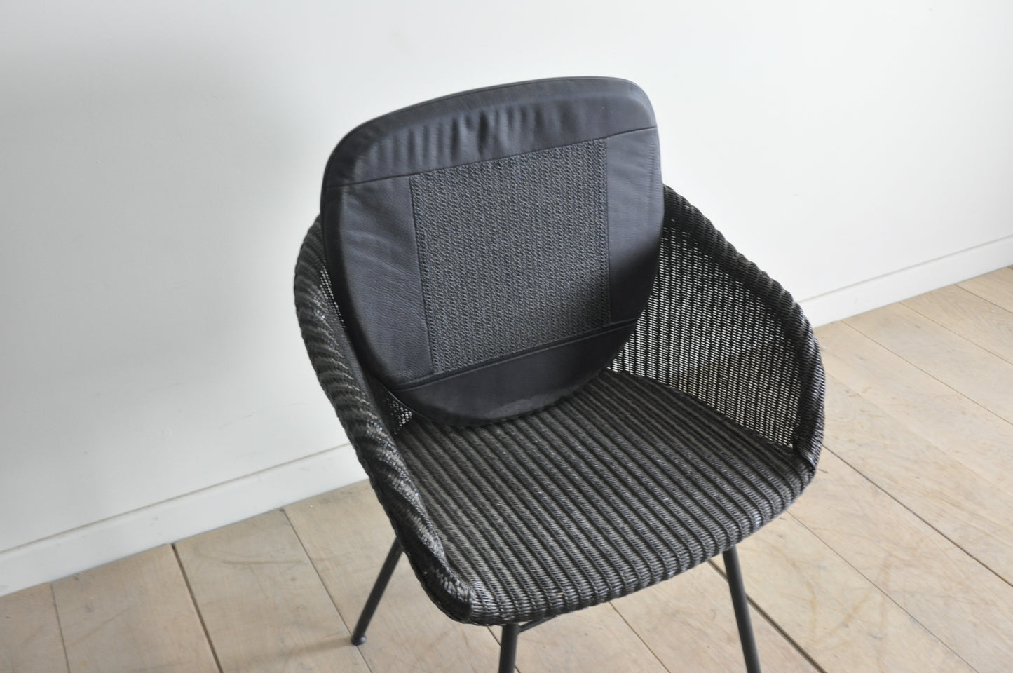 Vincent Sheppard Joe Lloyd Loom dining chair with black leather seat pad