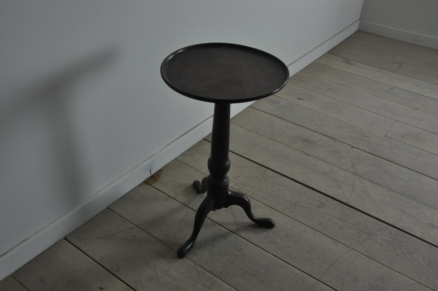 C18th / 19th mahogany tripod table