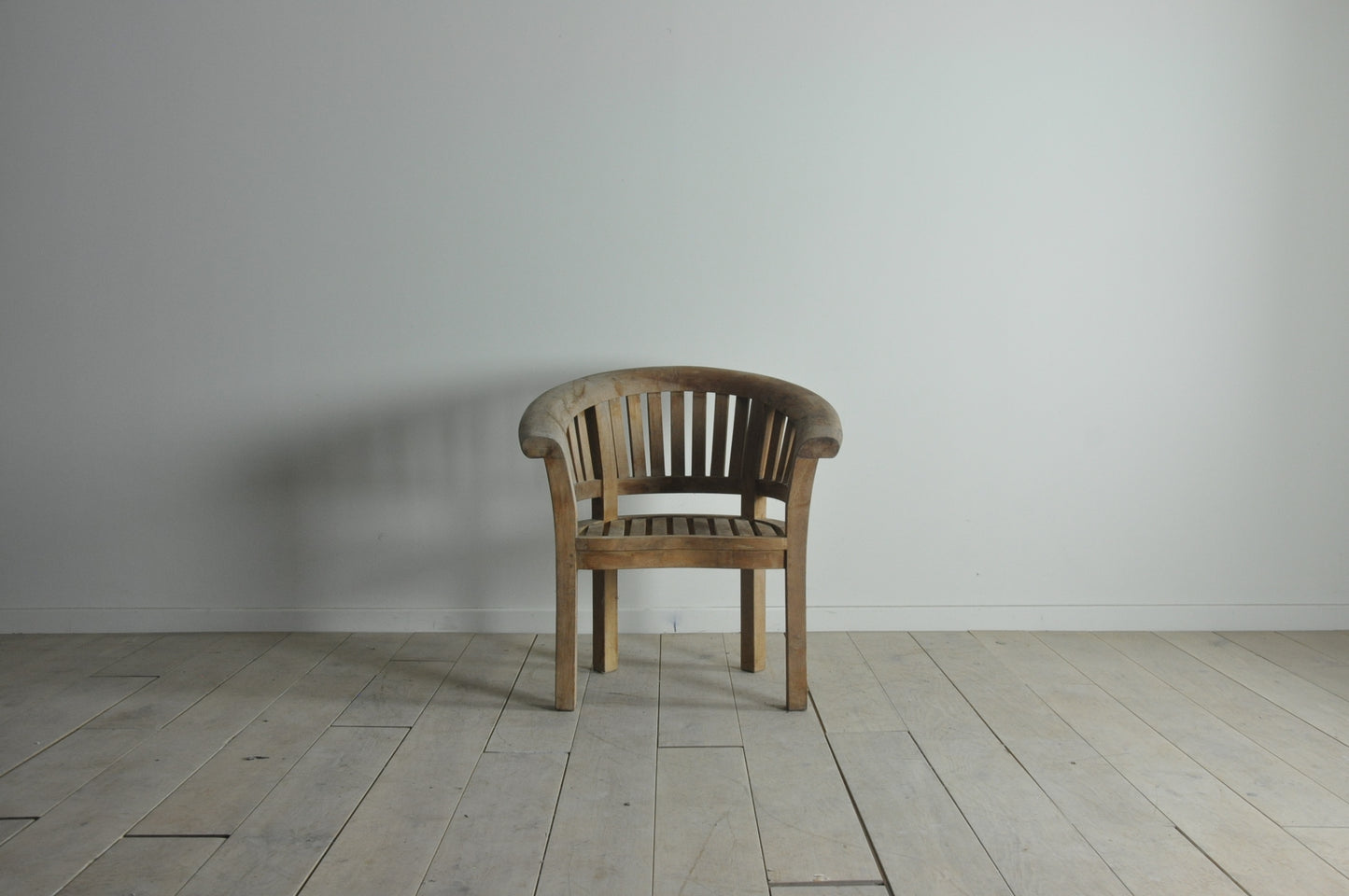 Bramblecrest deluxe teak banana chair