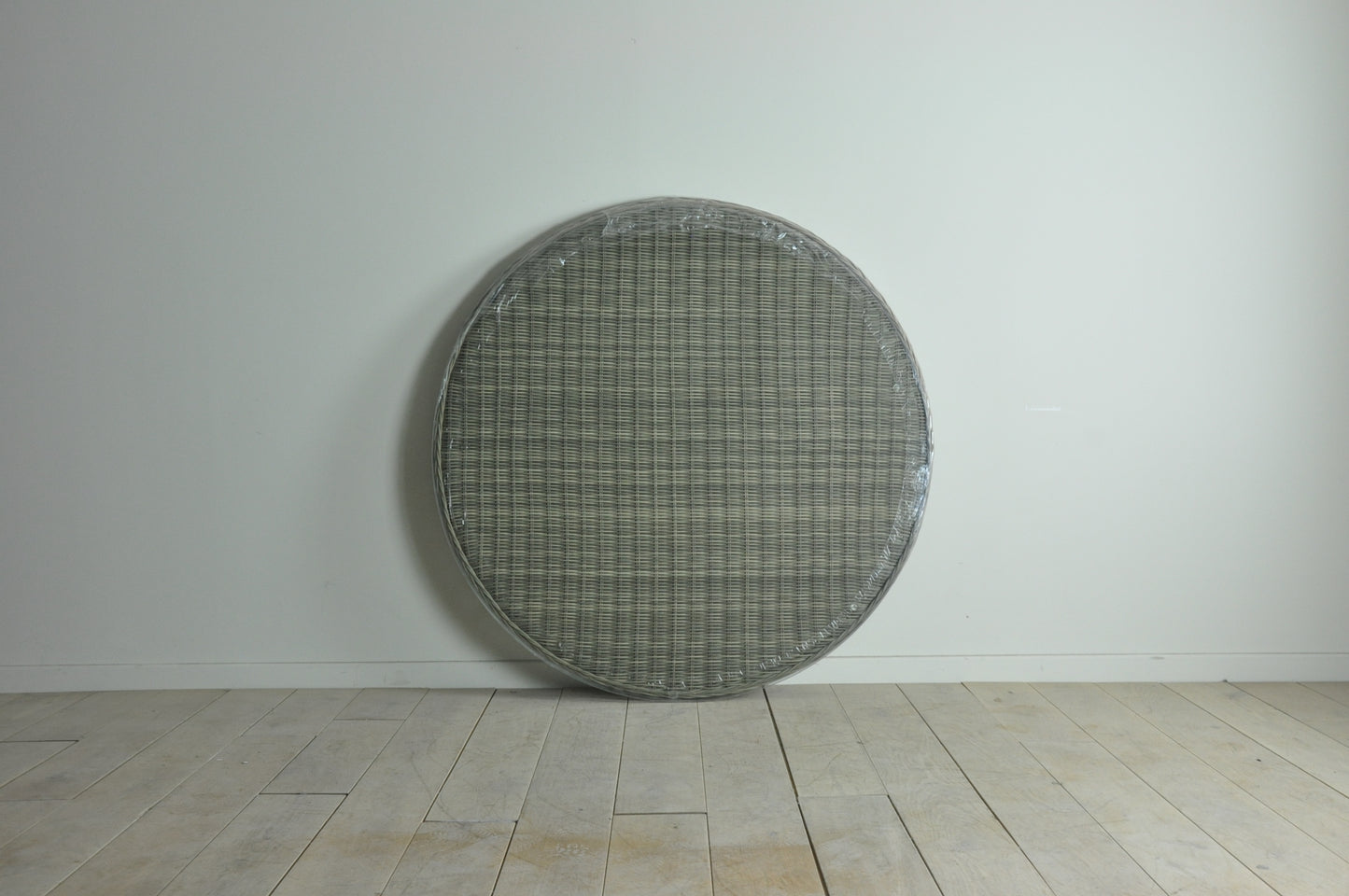 Neptune Pesaro 150 6-8 seater round woven table