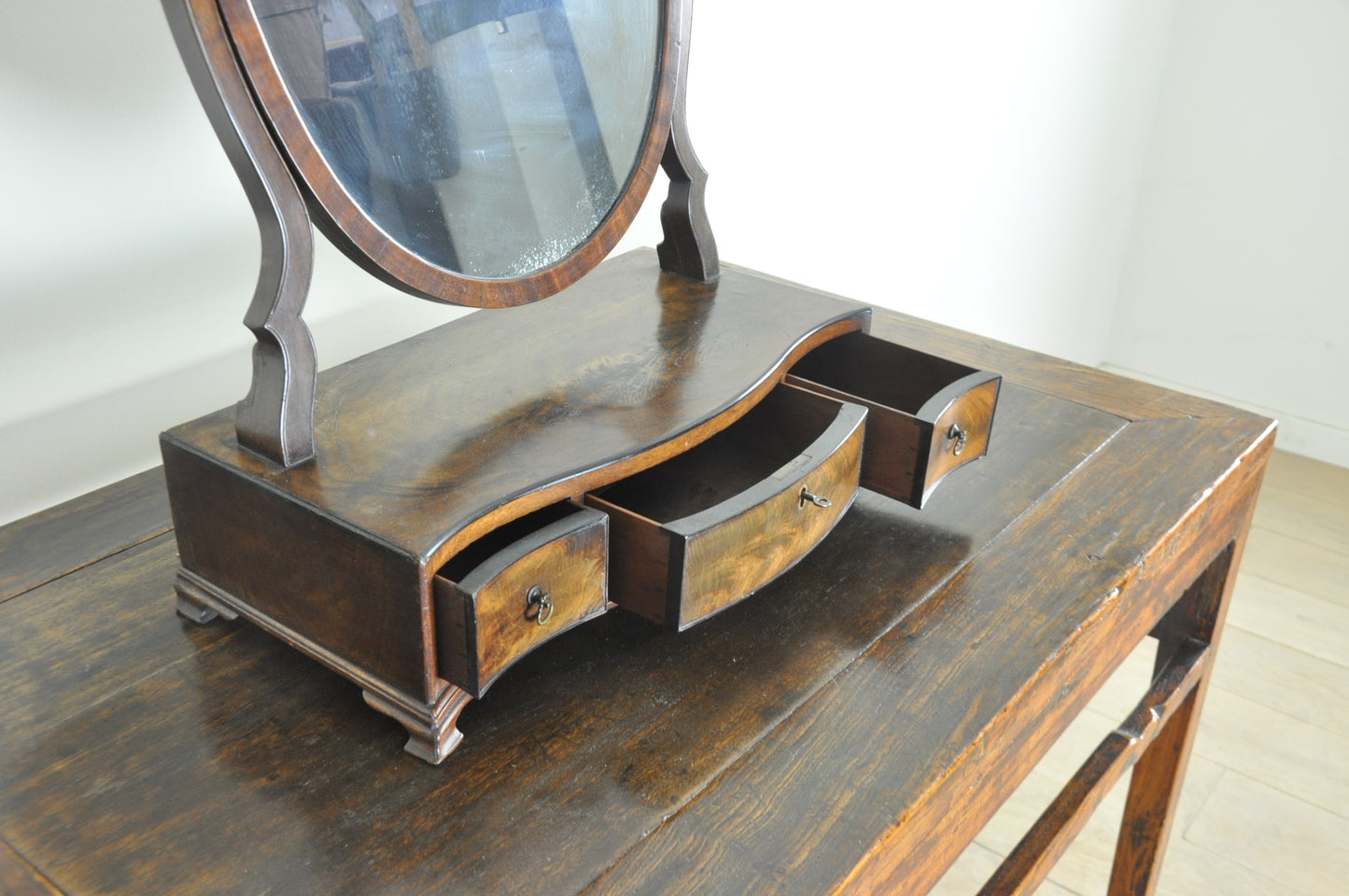 Georgian dressing table mirror