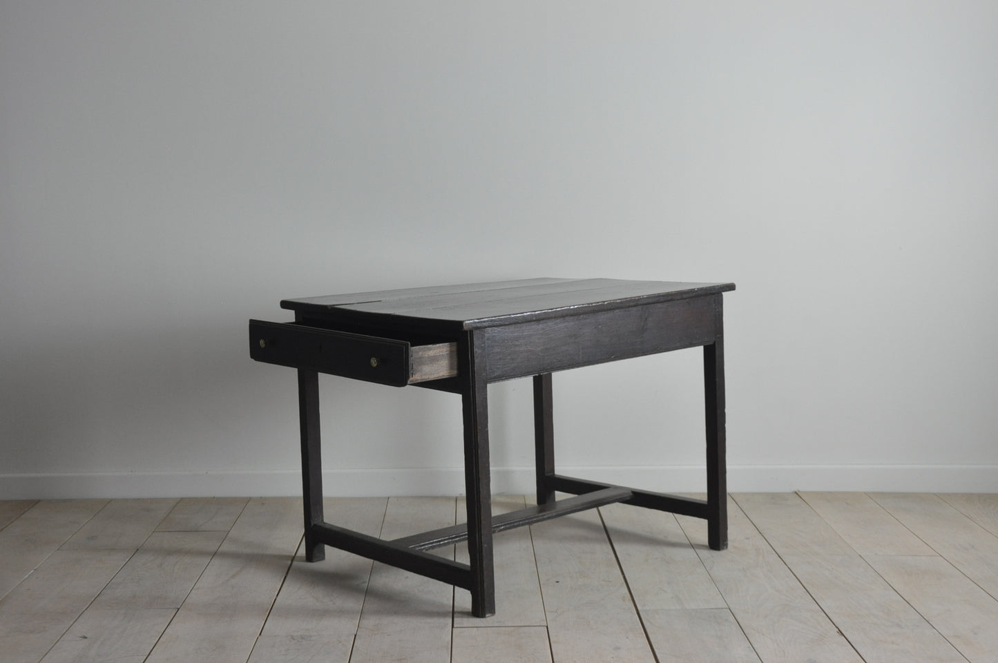 Welsh oak tavern table